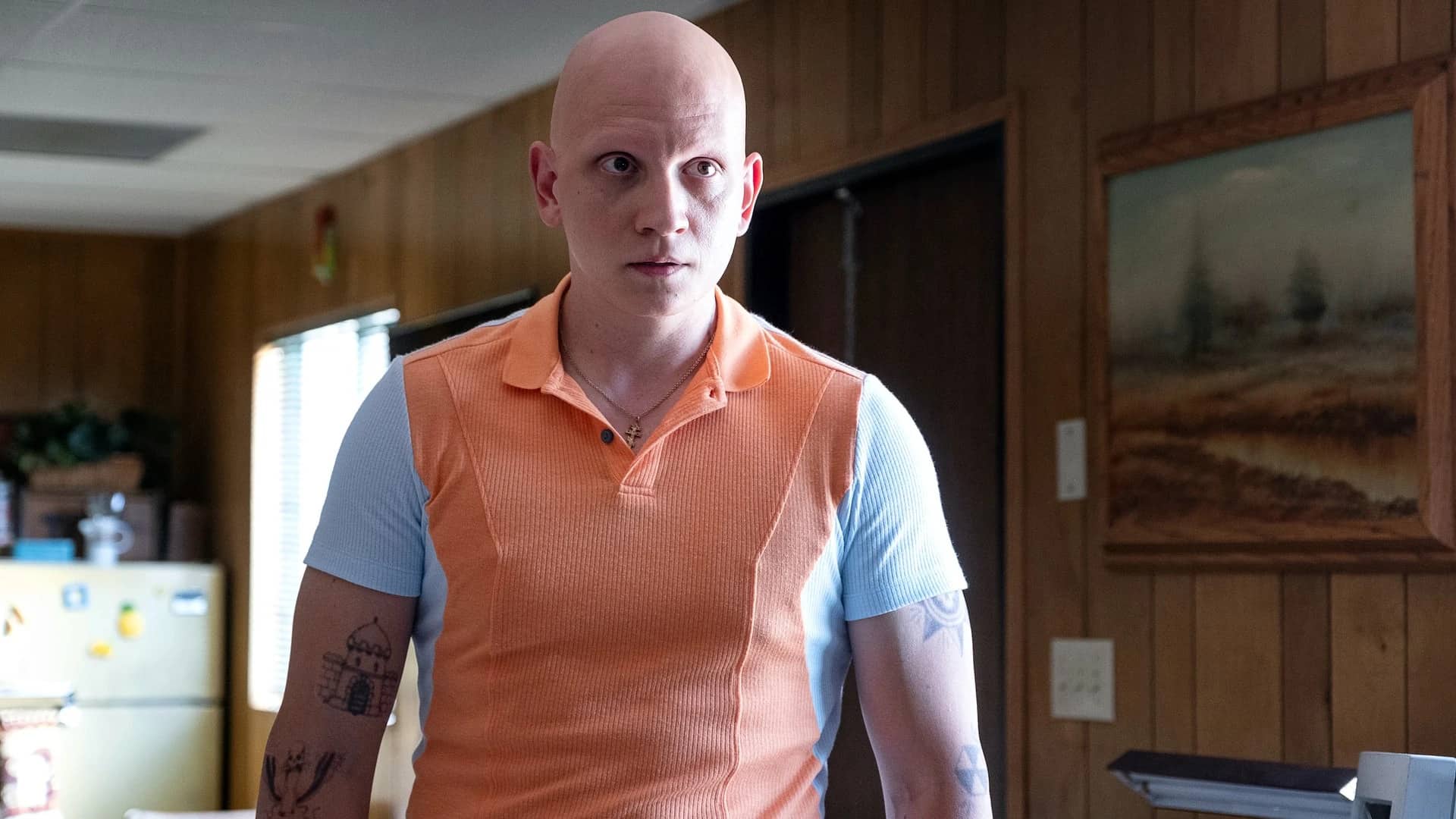 Anthony Carrigan as NoHo Hank in the show Barry