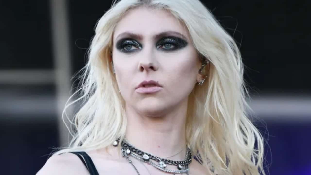 Who Is Taylor Momsen's Partner?