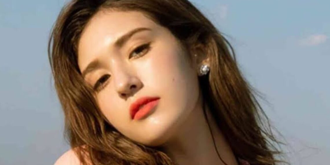 Jeon Somi's Deleted Comment On X Reportedly Mocking Artists Signed To YG Entertainment