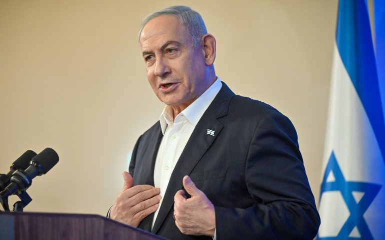 Prime Minister Benjamin Netanyahu stalls peace talks despite protests (Credits: The Times of Israel)