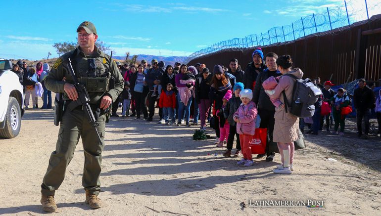 Venezualan migrants continue to face difficulties crossing the border (Credits: LatinAmerican Post)