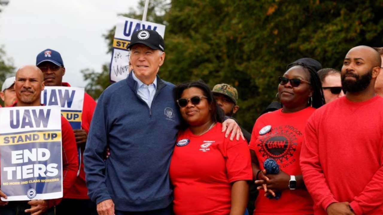 Biden’s Mixed Reception In Michigan: Autoworker Support Amid Gaza Protest Dissent