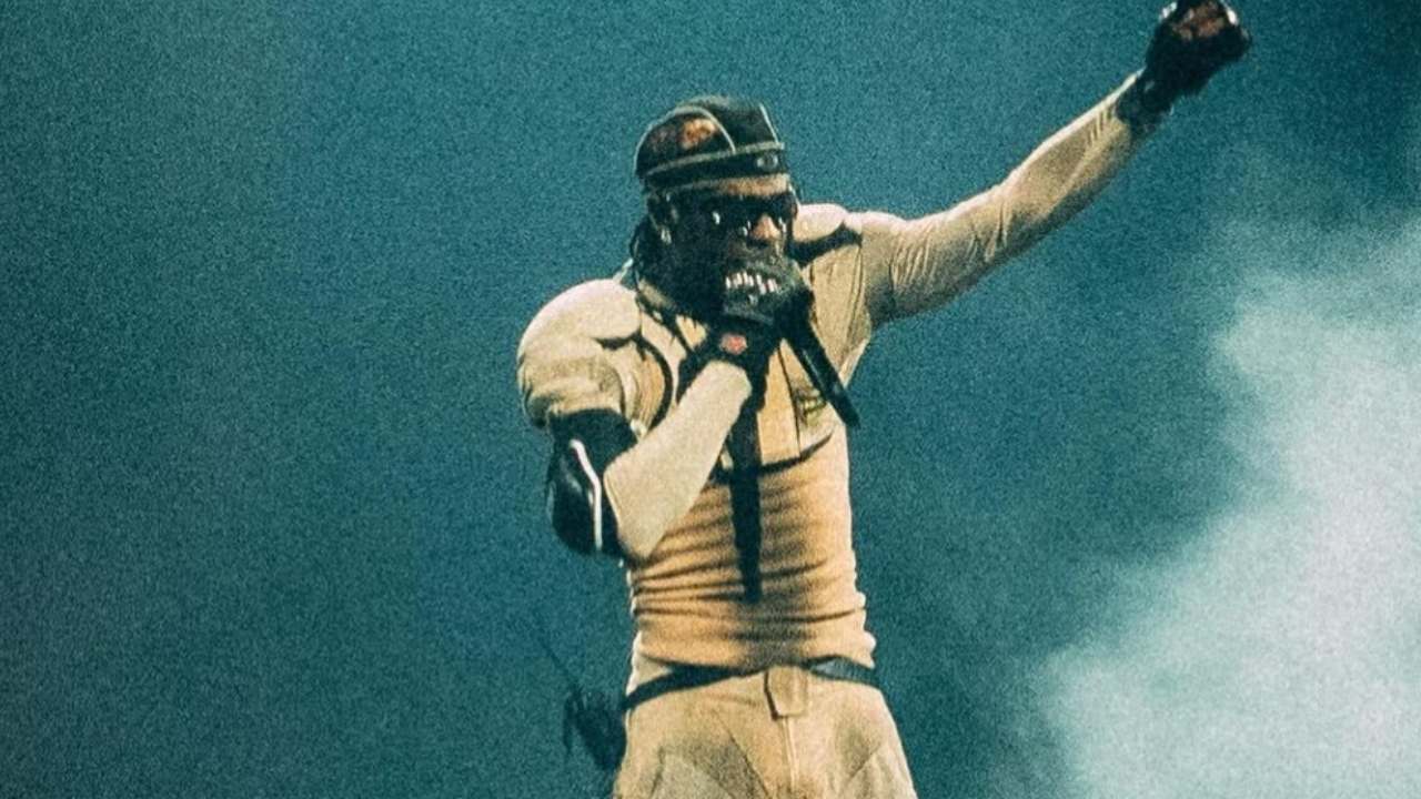 Travis Scott Gifts Venue Janitor $5,000, Urging Him To 'Take the Night Off' At Miami Concert