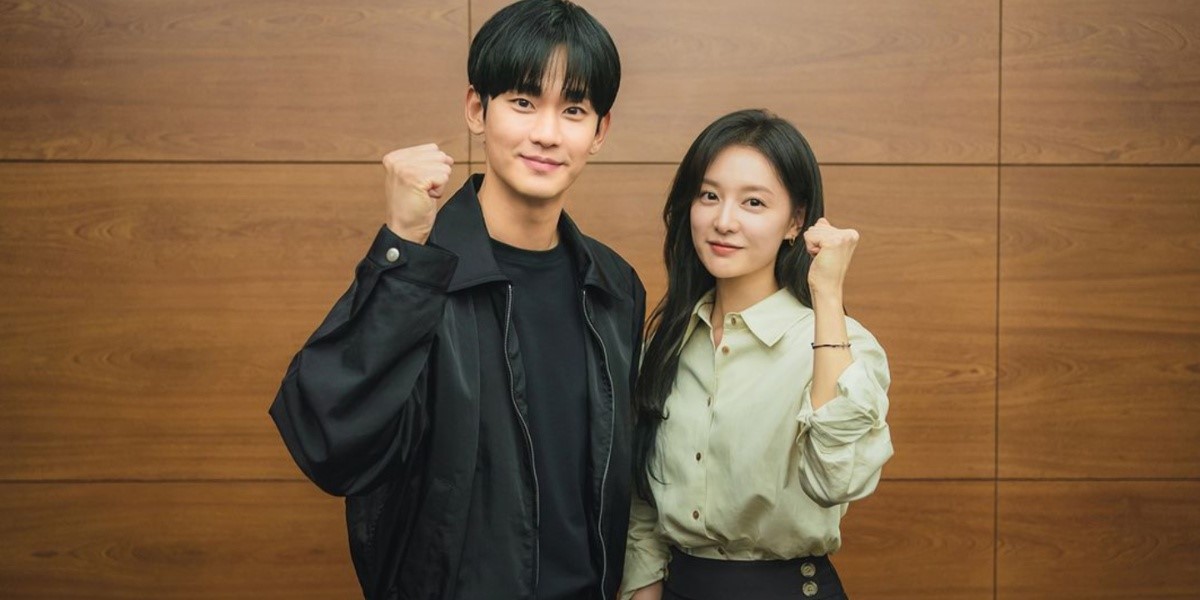 Kim So Hyun and Ki Wi Won at script reading for "Queen of Tears"