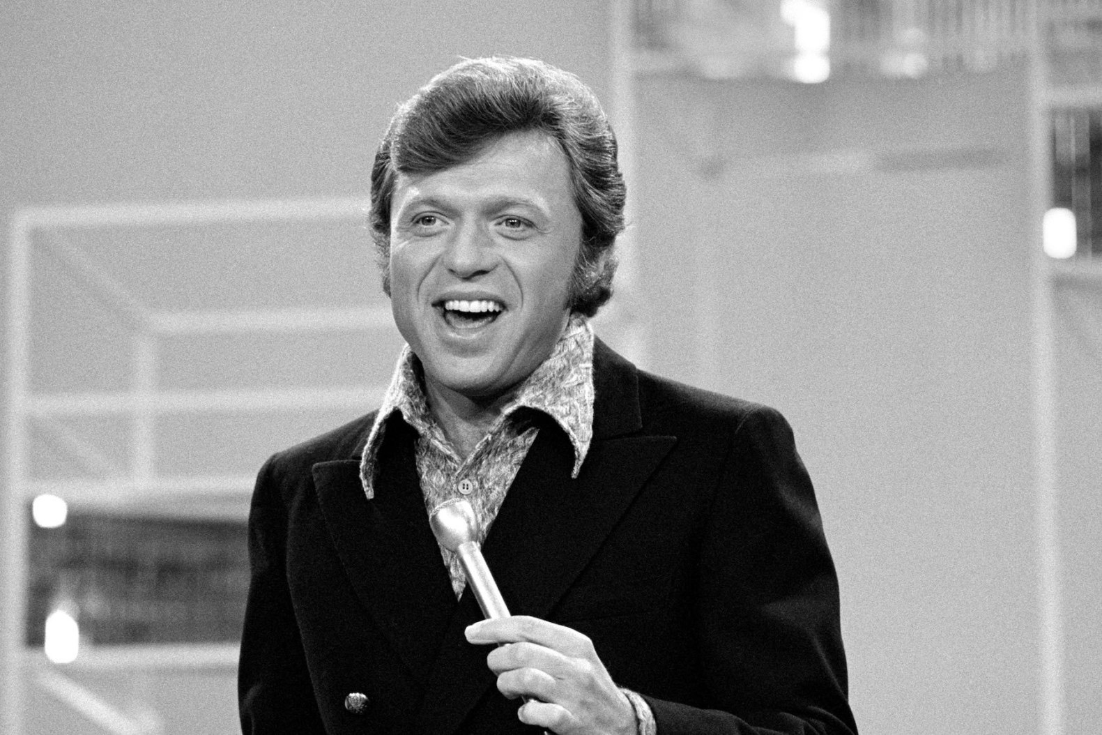 Steve Lawrence