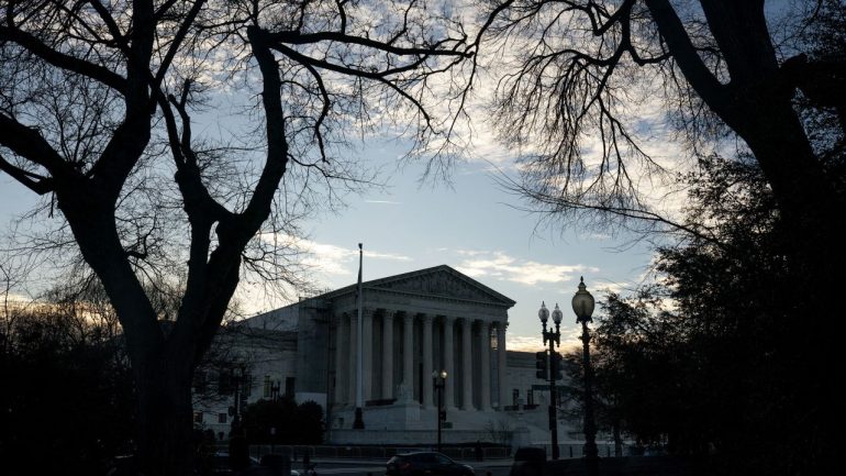 Supreme Court's pending ruling may sway 2024 GOP presidential nomination (Credits: CNN)