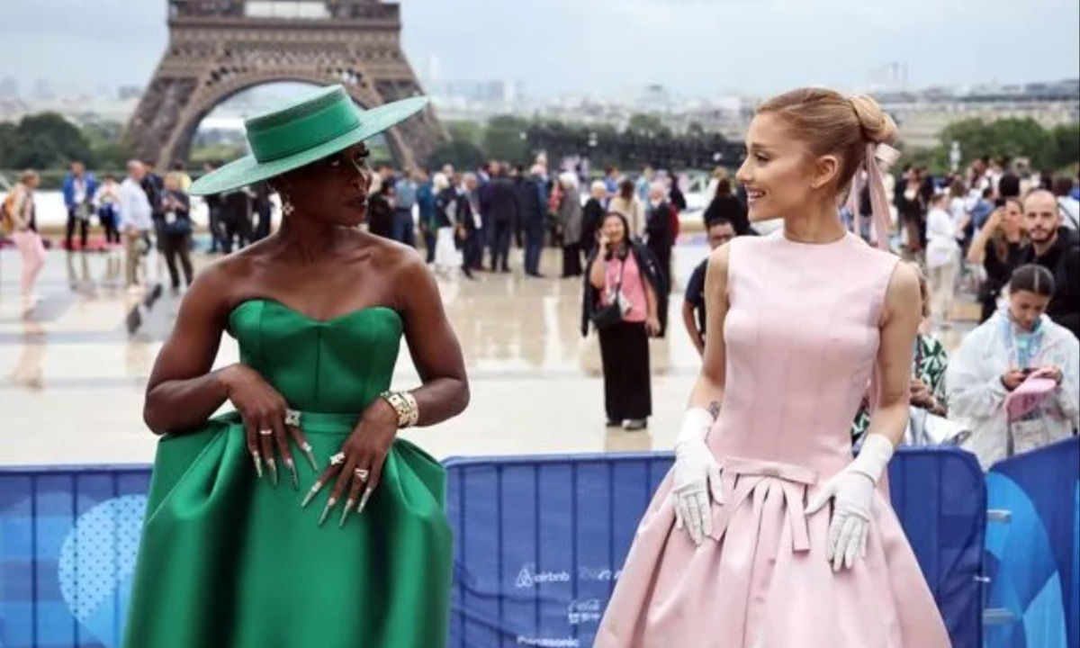 Ariana Grande and Cynthia Erivo