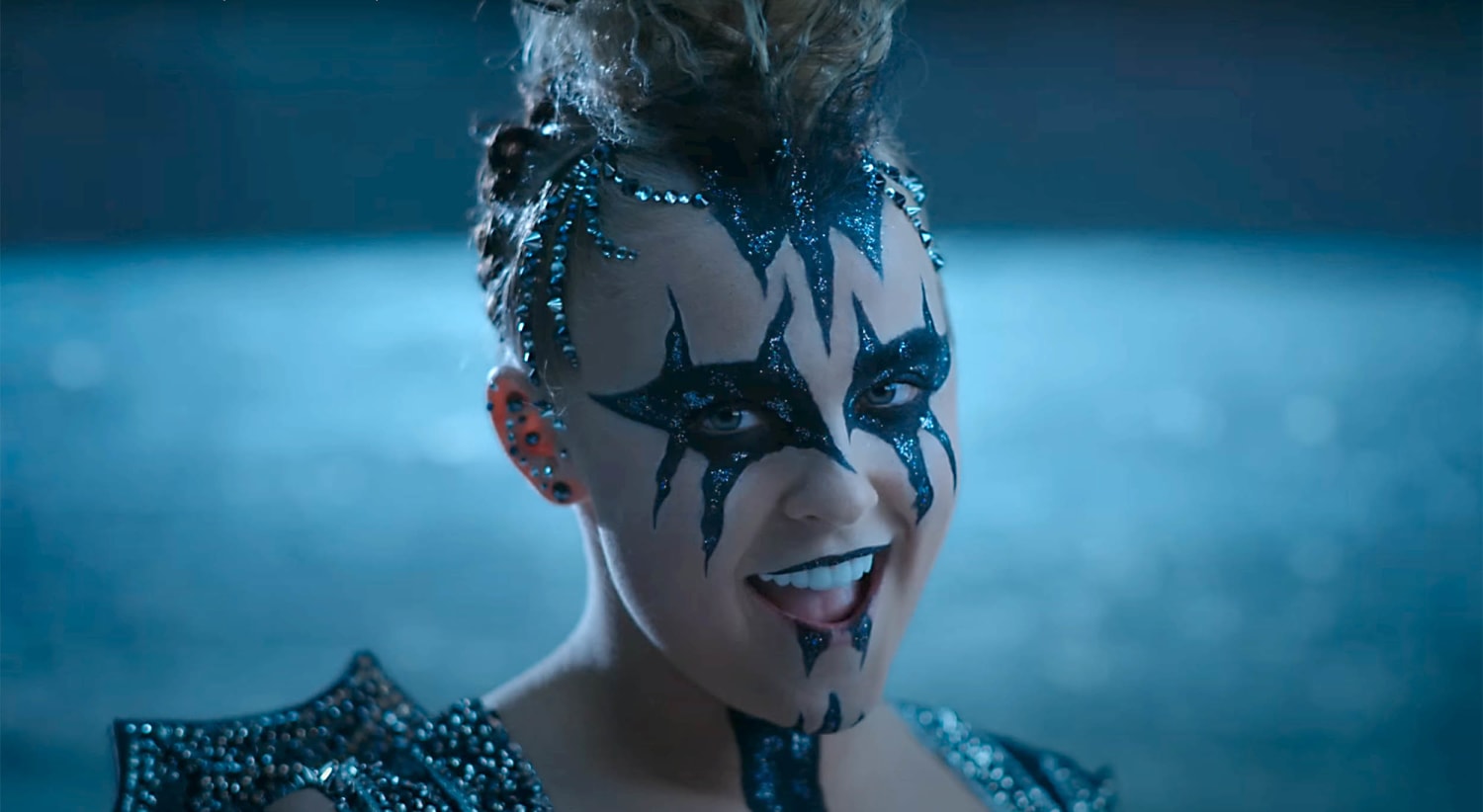 JoJo Siwa's "Karma" is Most Disliked 2024 Female Music Video, But She Remains Positive