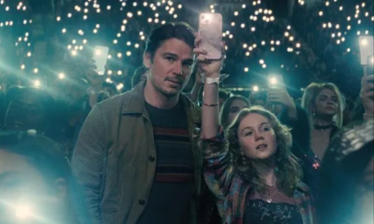 Josh Hartnett Recognizes Taylor Swift's Concert Intensity Reflects His Film Role